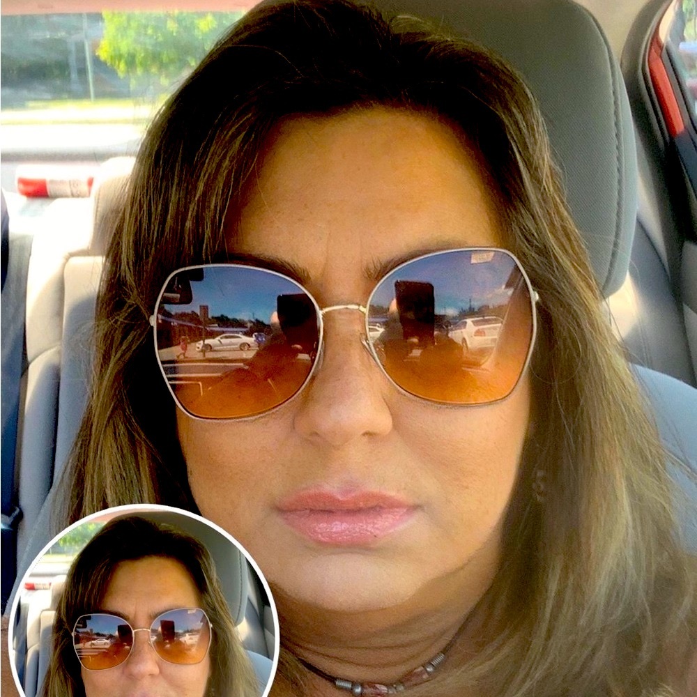 Meet your Posher, Gina